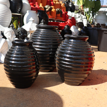 Ribbed Pots