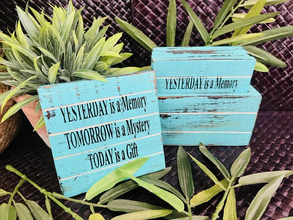 Wooden Coast Set "Yesterday" Blue